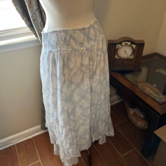 Style & Co Crinkled Handkerchief-Hem Midi Skirt – Light Blue/White – Size M - Picture 1 of 3